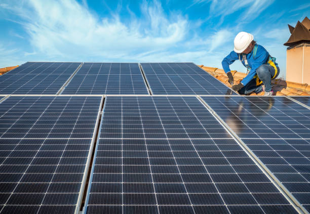 Best Emergency Roof Repair Services  in Queens Gate, PA
